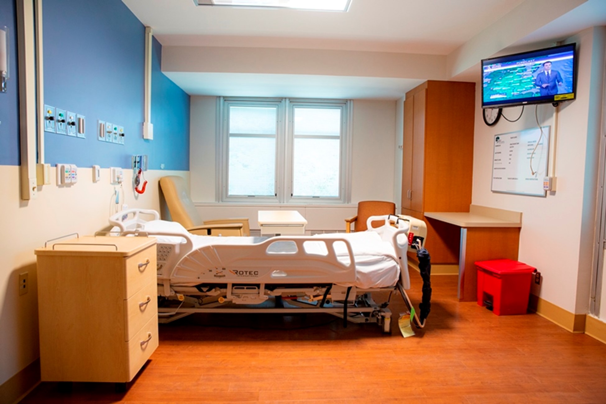 Select Specialty Hospital Room 2